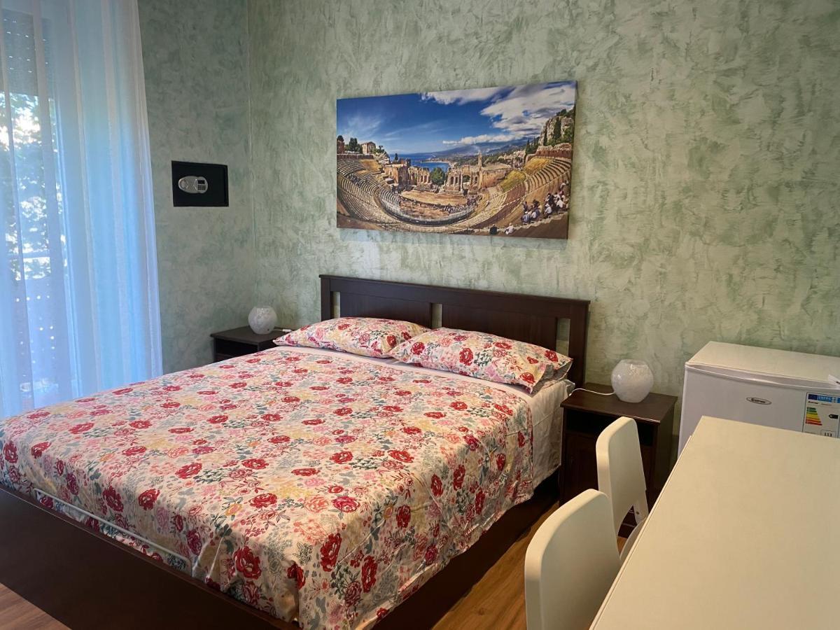 B&B Catania Centro - Charme & More Eksteriør billede